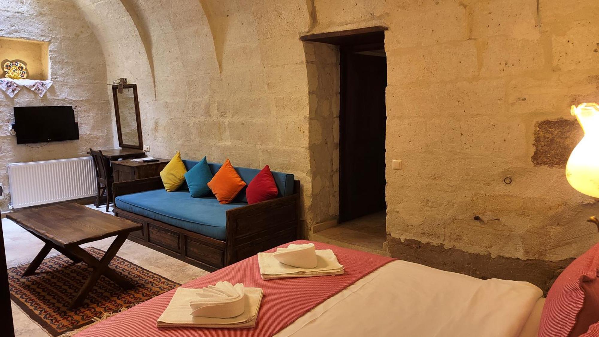 Armesos Cave Hotel ウルギュップ エクステリア 写真
